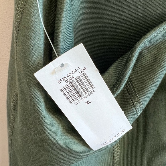 Old Navy Green Strappy Tank Top - Picture 3 of 4